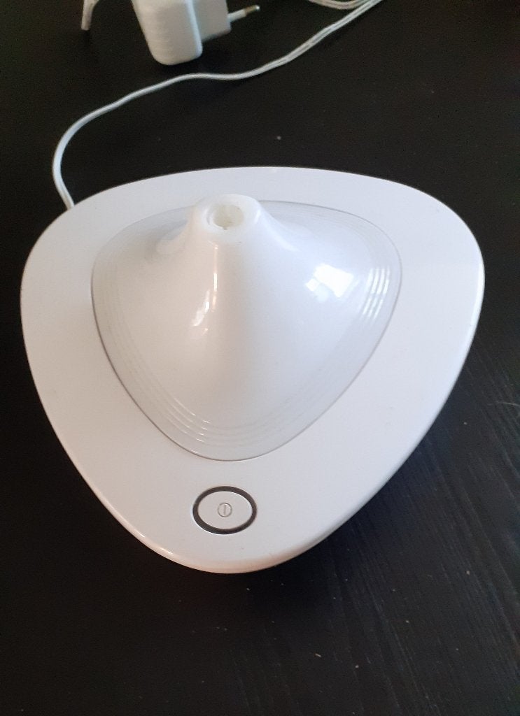 Aroma Diffuser / Geurverspreider met Led Verlichting, Ophalen of Verzenden, Zo goed als nieuw, Wit
