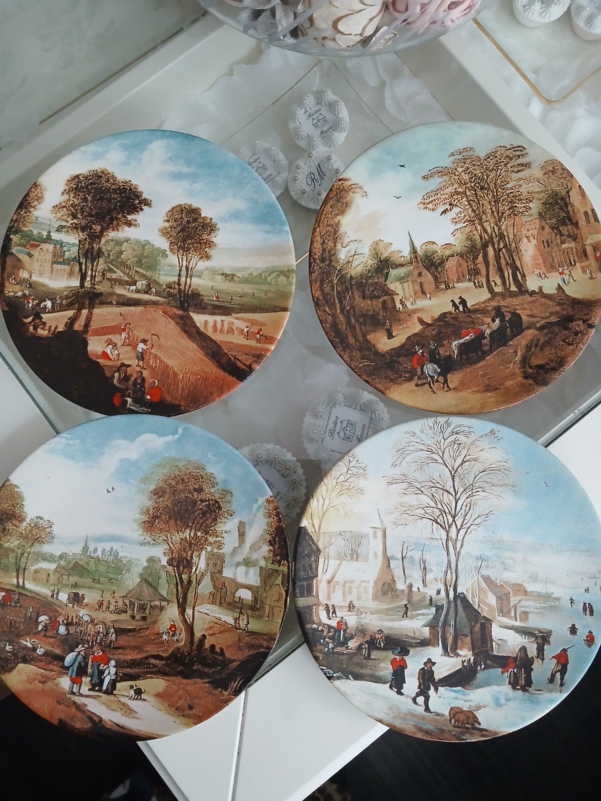 Set van 4 decoratieve borden de 4 jaargetijden, Ophalen of Verzenden