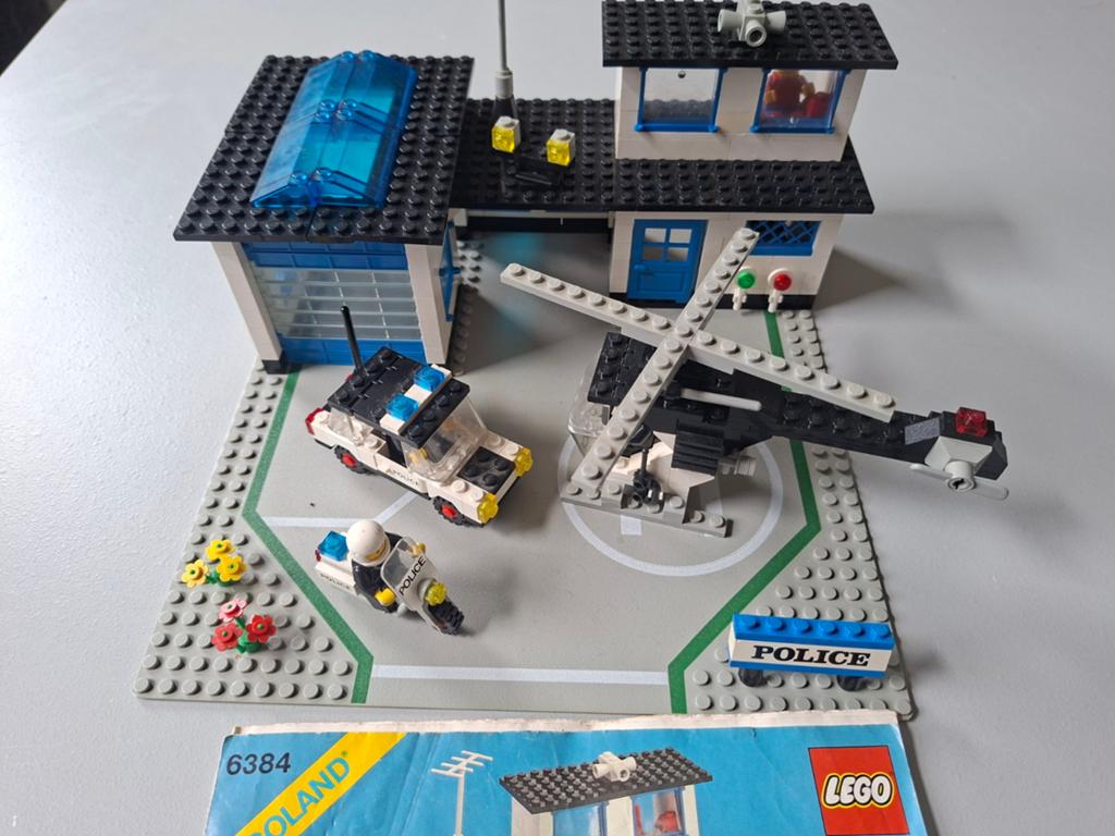 LEGO Legoland Politiebureau 6384, Gebruikt, Lego, Ophalen of Verzenden, Compleet