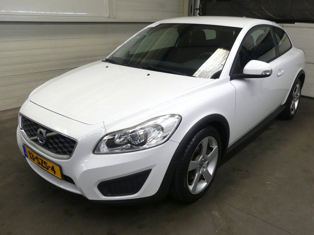 Volvo C30 2.0 Advantage - Cruise Control - 1e Eigenaar, Auto's, Volvo, Stof, Gebruikt, Zwart, 4 stoelen