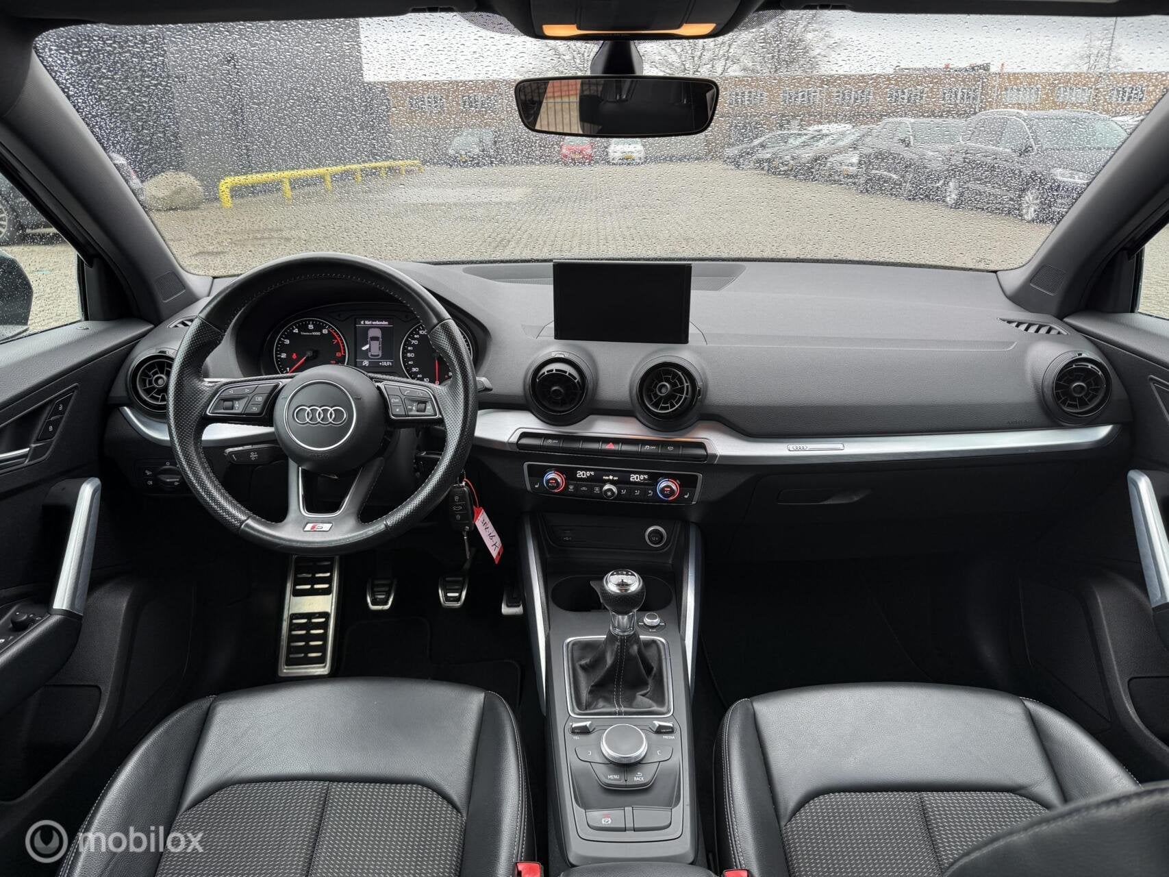 Audi Q2 1.4 TFSI CoD S-Line LED|LEER|NIEUWSTAAT, Voorwielaandrijving, Gebruikt, 4 cilinders, 150 pk
