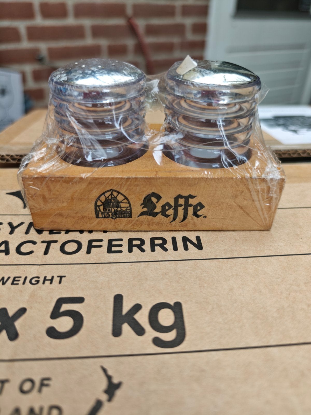 Leffe peper en zout stel, Ophalen of Verzenden, Nieuw, Flesje(s), Overige merken