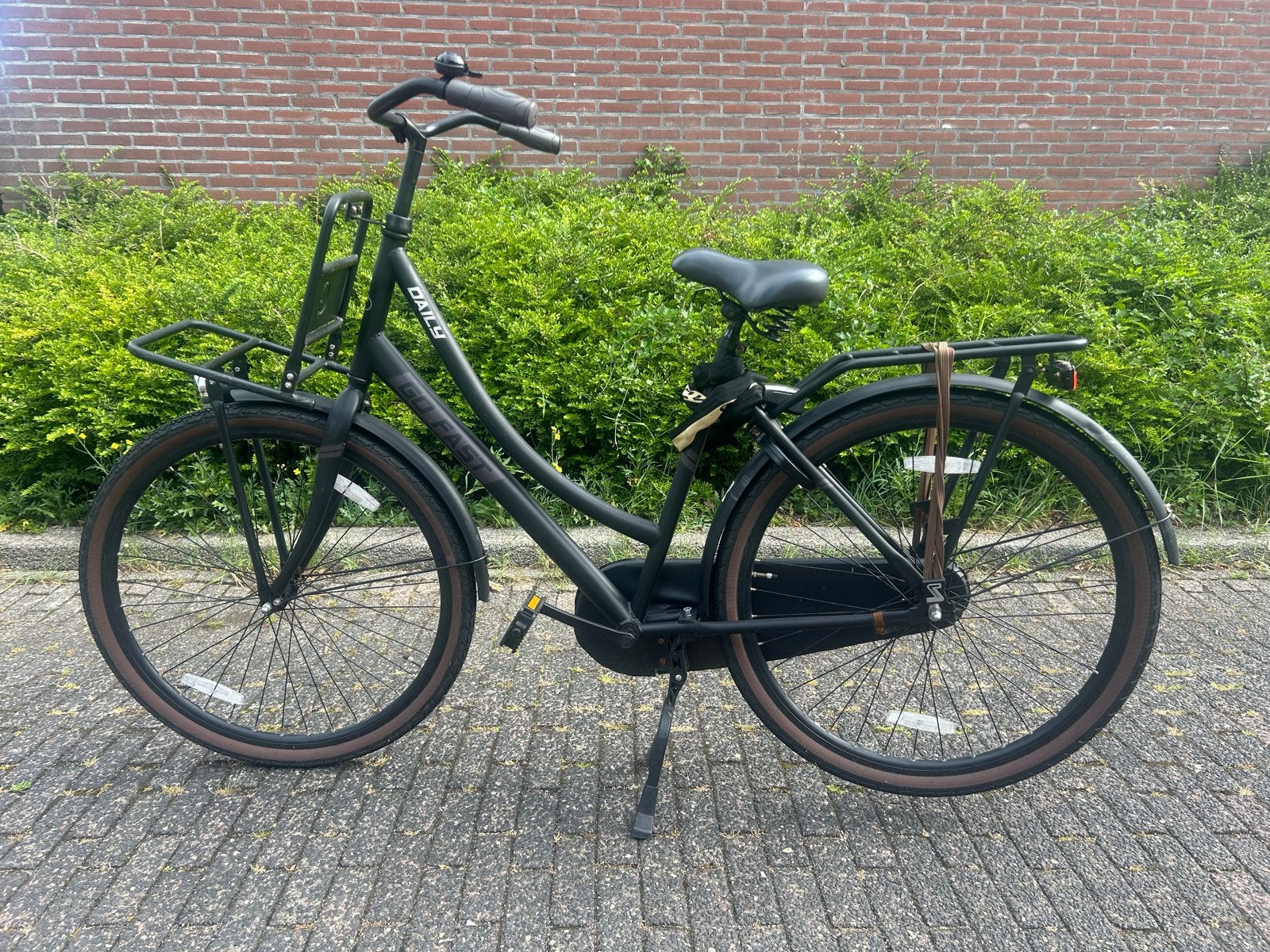 Robuuste stadsfiets met rekje (in goede staat), Terugtraprem, Gebruikt, 50 tot 53 cm, Ophalen