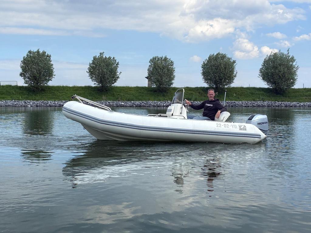 Zodiac Yachtline 480 met Honda BF 60 pk en Pega trailer, Watersport en Boten, Rubberboten, 60 pk, 5 m, Zodiac, Ophalen