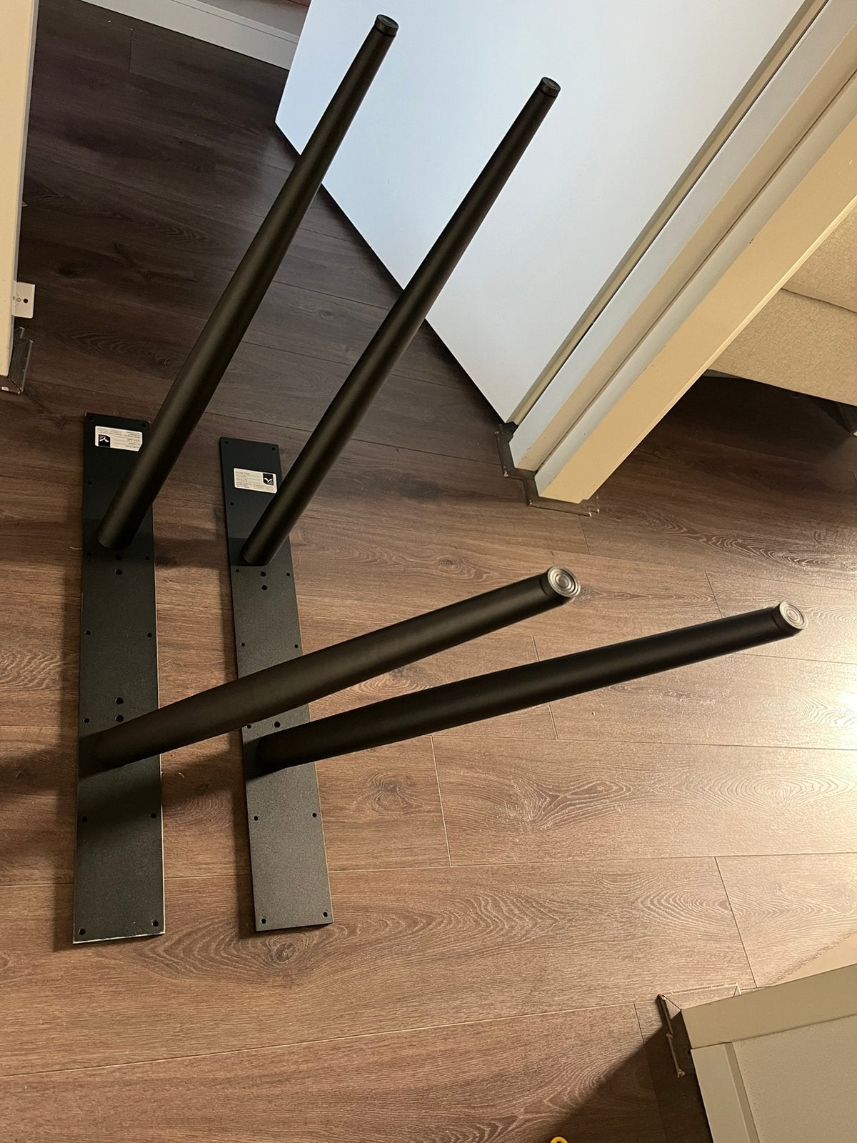 Nieuw! Woood 2 standen tafelpoot Tablo conisch metaal, Ophalen, Tafelpoot, Rond, Nieuw