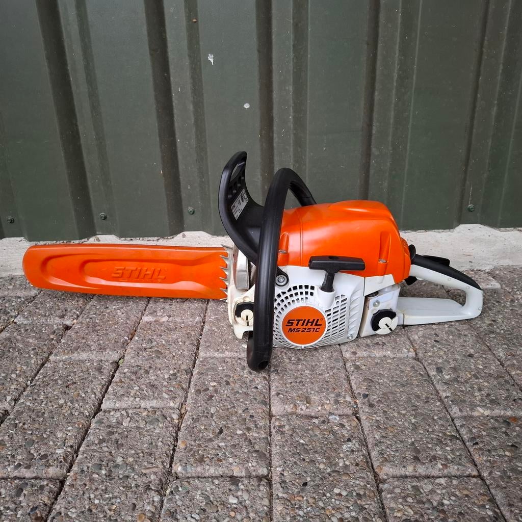Stihl MS 251C kettingzaag, Ophalen of Verzenden, Zo goed als nieuw, Dolmar /Stihl / Husqvarna