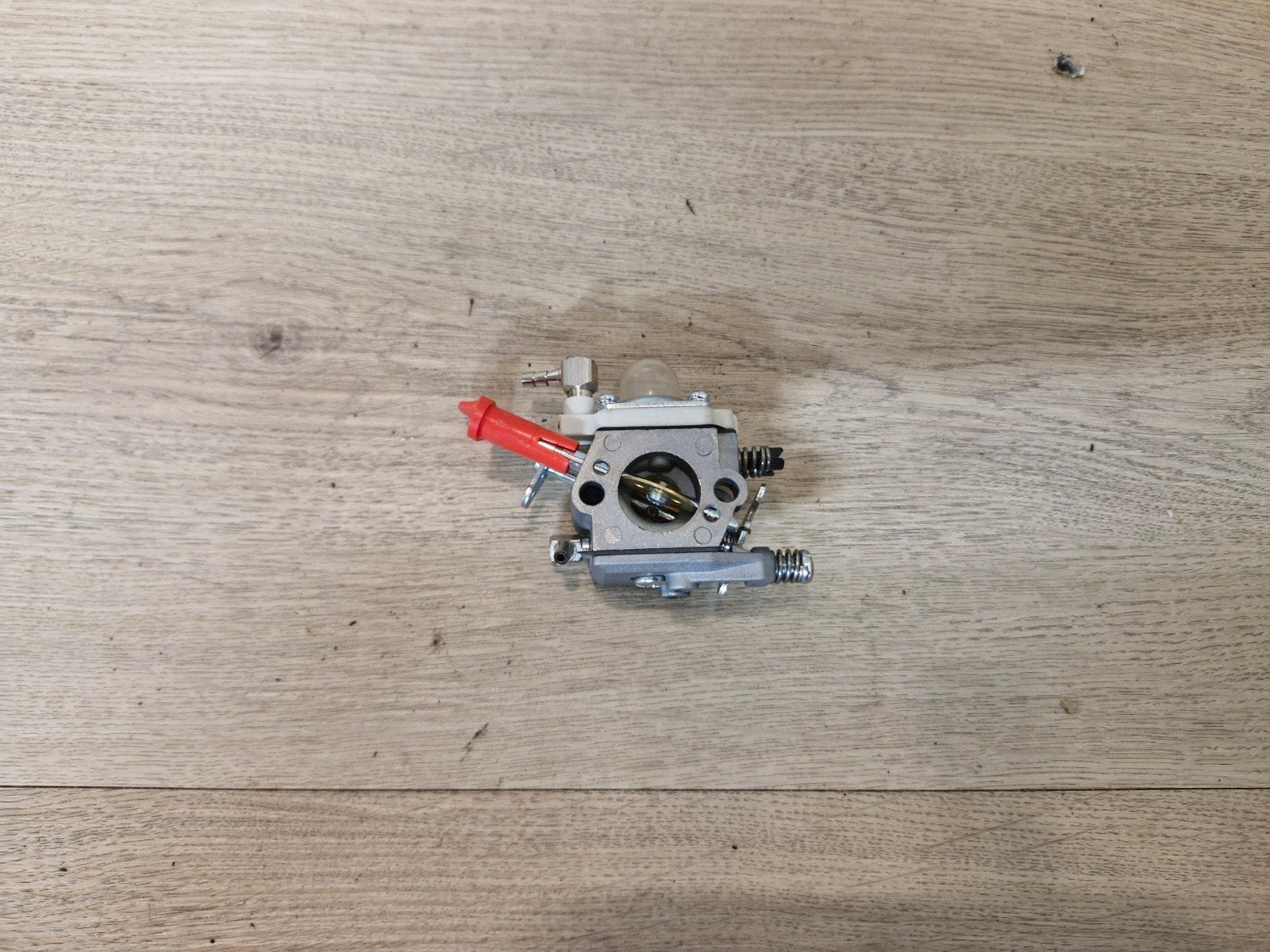 Fg carburateur, Ophalen of Verzenden, Overige schalen, Benzine, Onderdeel