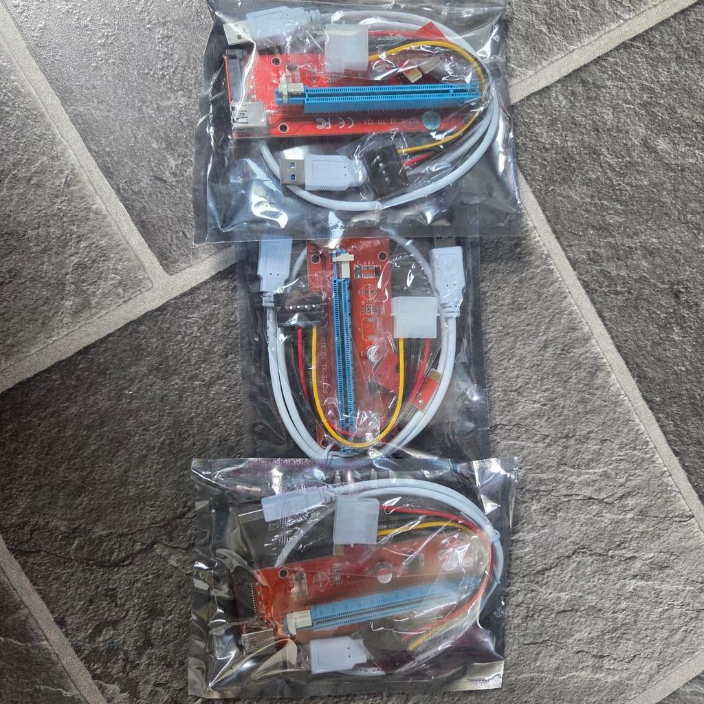 3x PCI-E x1 naar X16 Risers voor Mining/GPU uitbreiding, Computers en Software, Pc- en Netwerkkabels, Nieuw, Ophalen of Verzenden