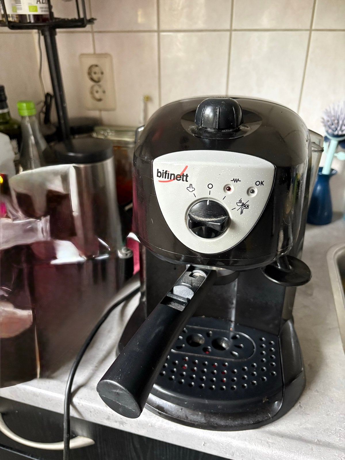 Bifinett Koffiezetapparaat voor snelfilterkoffie, Witgoed en Apparatuur, Ophalen, Gebruikt, Koffiemachine, Gemalen koffie
