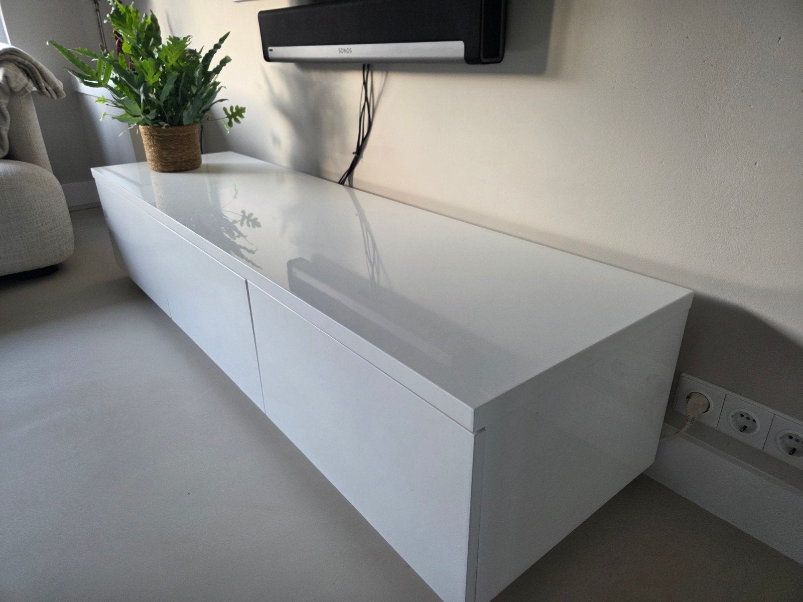 Modern Wit TV Meubel - 180x40x50 cm, Ophalen, Gebruikt, 150 tot 200 cm, Minder dan 100 cm