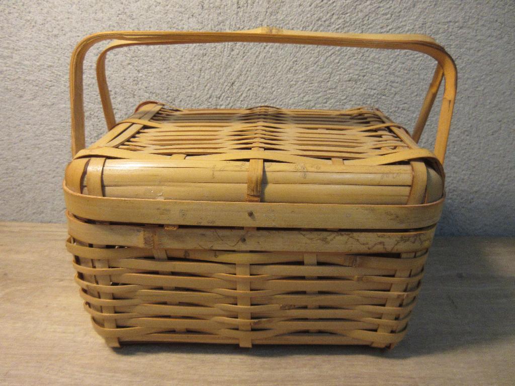 Vintage bamboe mandje met hengsels tas handtas, Ophalen of Verzenden, Gebruikt, Handtas