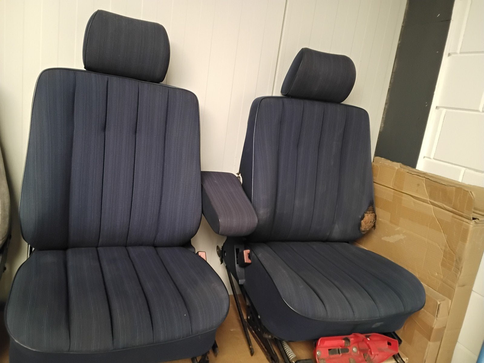 Mercedes W124 Blauw Interieur, Ophalen