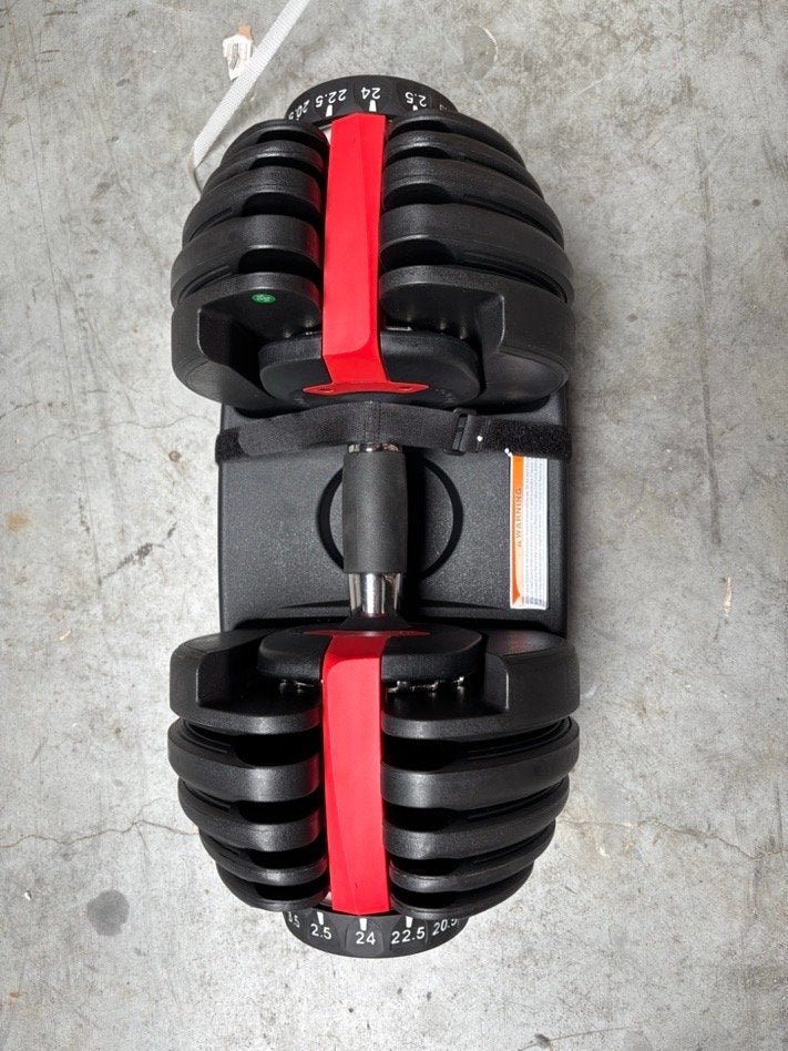 AJ-Sports Verstelbare Dumbbell 24 kg - Ongebruikt, Sport en Fitness, Ophalen, Dumbbell, Venrayseweg 143, AJ-Sports