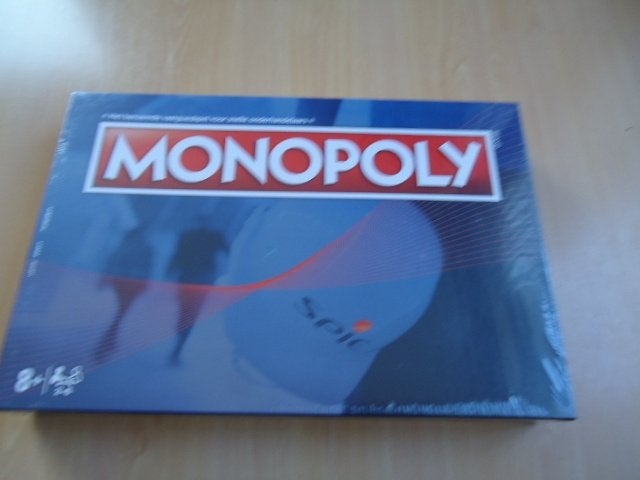 Monopoly SPIE uitgave, nieuw spel, in seal, Vijf spelers of meer, Ophalen of Verzenden, Nieuw, Winning Moves