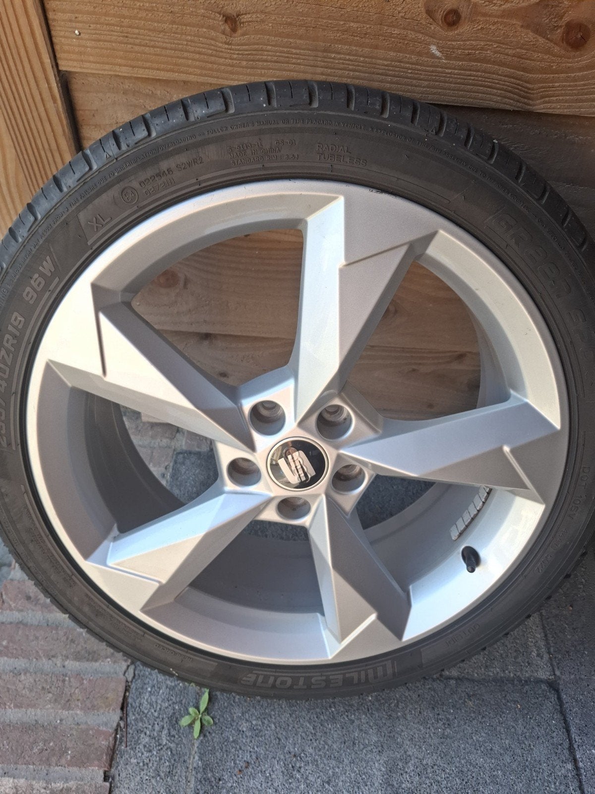 Audi Q3 Velgen 19 inch orgineel 5x112 235 40 19, Auto-onderdelen, Gebruikt, Banden en Velgen, 235 mm, Personenwagen