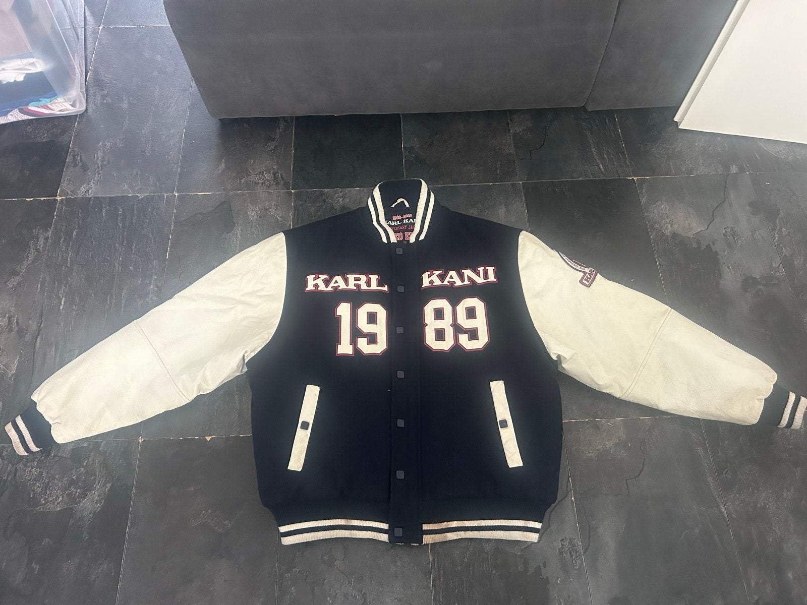 Karl Kani Limited Edition Anniversary Jacket, Ophalen of Verzenden, Gedragen, Maat 52/54 (L), Zwart