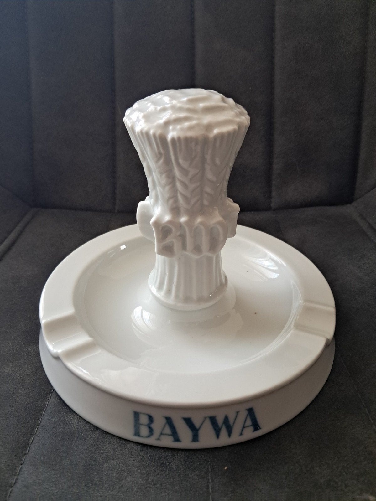 Vintage porceleine asbak van BAYWA, Ophalen, Gebruikt, Asbak