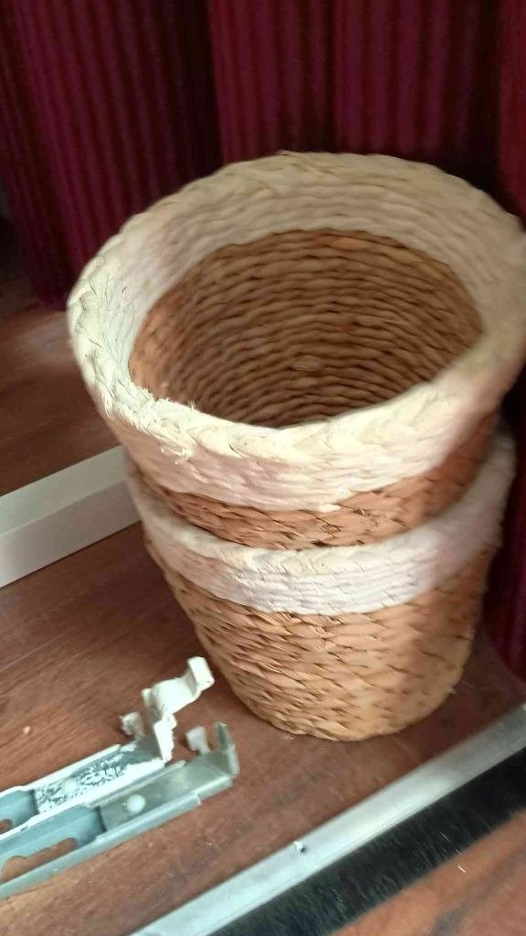 Set van 2 rieten bloempotten/manden, Tuin en Terras, Bloembakken en Plantenbakken, Overige materialen, Minder dan 30 cm, Minder dan 60 cm