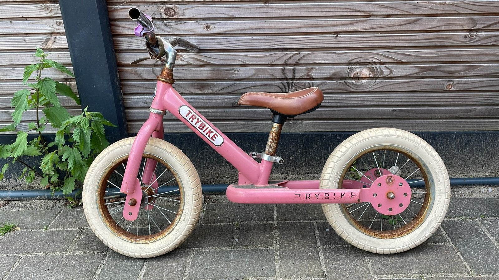 Trybike loopfiets roze - opknapper voor veel plezier!, Fietsen en Brommers, Fietsen | Kinderfietsjes, Ophalen of Verzenden, Gebruikt