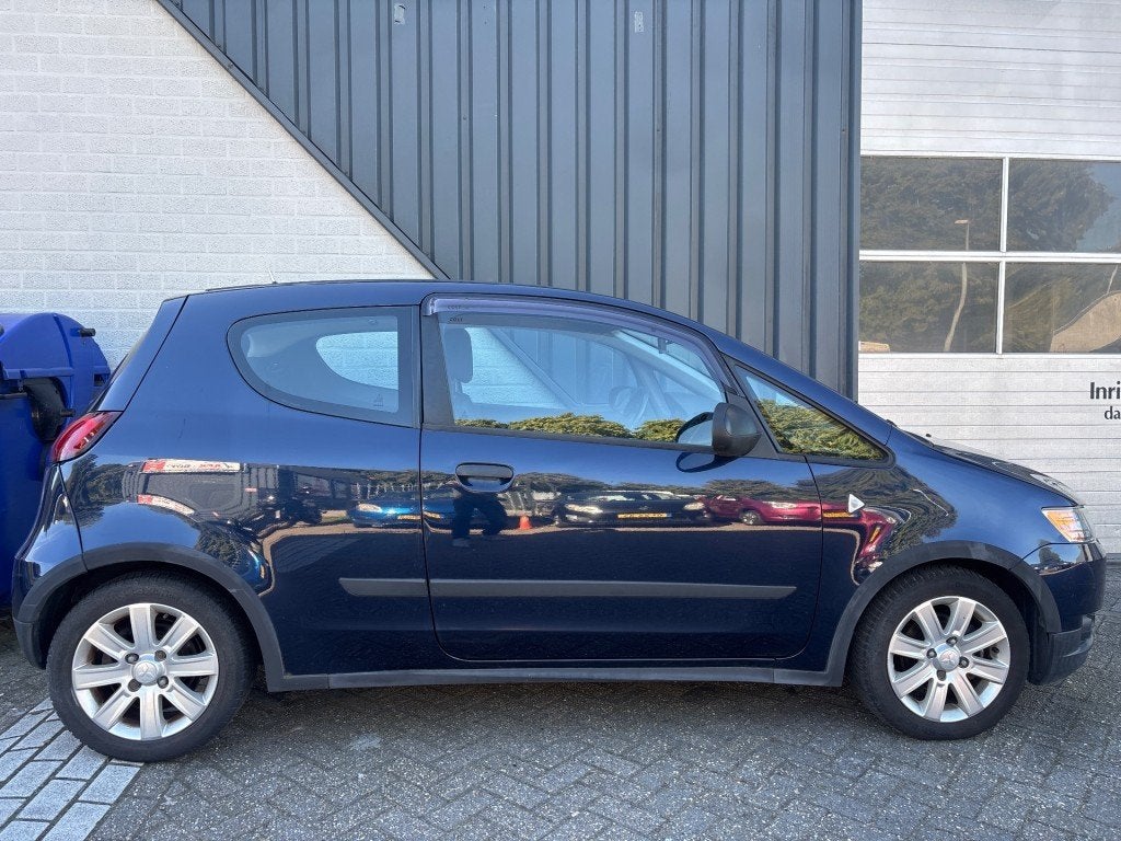 Mitsubishi COLT 1.1 INVITE, Auto's, Euro 5, Gebruikt, 750 kg, Blauw