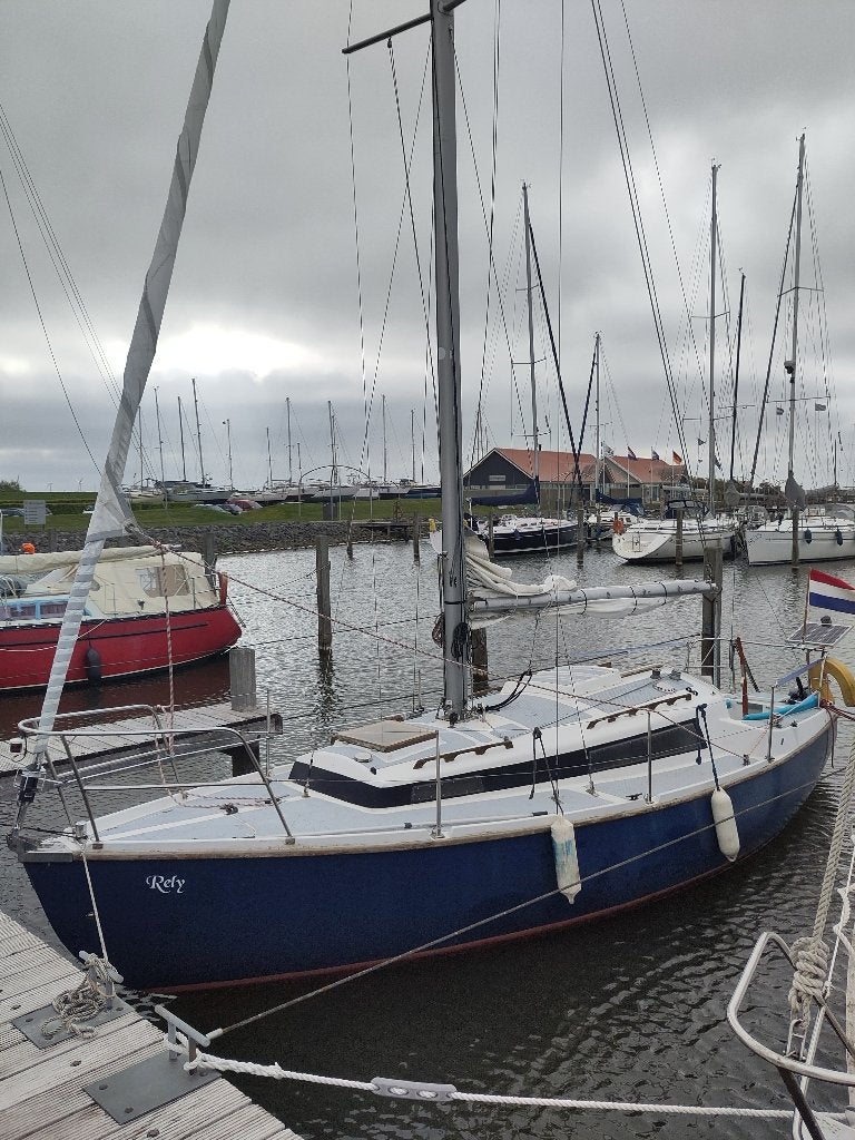 Te koop: Onze Verl 27 kajuitzeilboot, Watersport en Boten, Kajuitzeilboten en Zeiljachten, Ophalen, Overige merken, Gebruikt, Viertaktmotor
