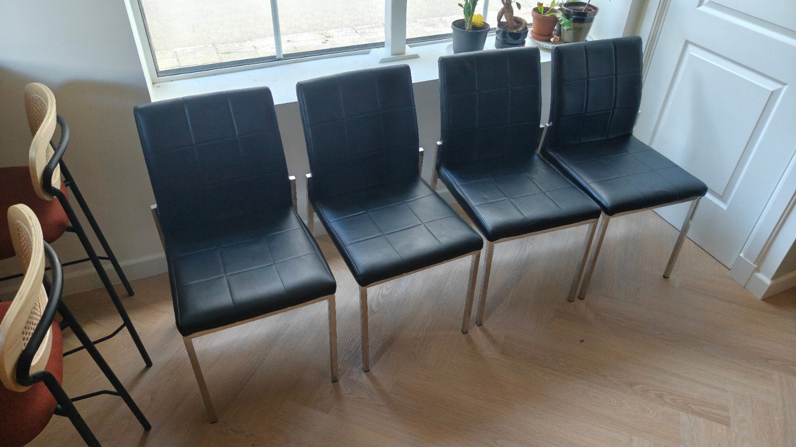 Zwart leren eetkamerstoelen - 4 stuks, Huis en Inrichting, Stoelen, Ophalen, Gebruikt, Zwart, Leer