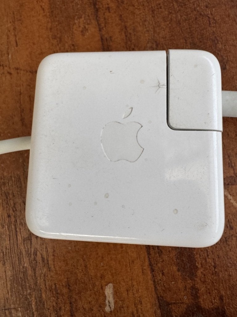 Originele Apple Macbook Magsafe 2 oplader - 2 stuks, Verzenden, Gebruikt, Apple