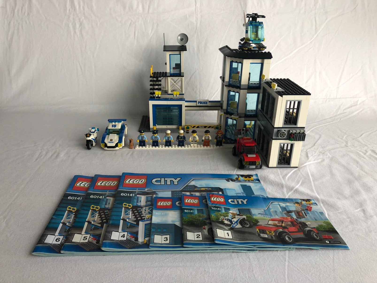 Lego City 60141 Police Station / Politie Bureau - M22, Lego, Lego, City, Lego