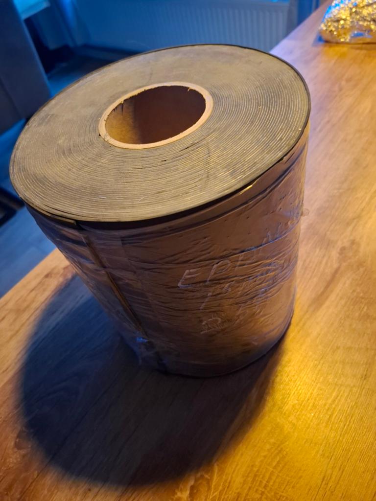 EPDM folie 25cm breed - Nieuw 1,5mm dik, Ophalen of Verzenden, Nieuw, Minder dan 5 m², Folie