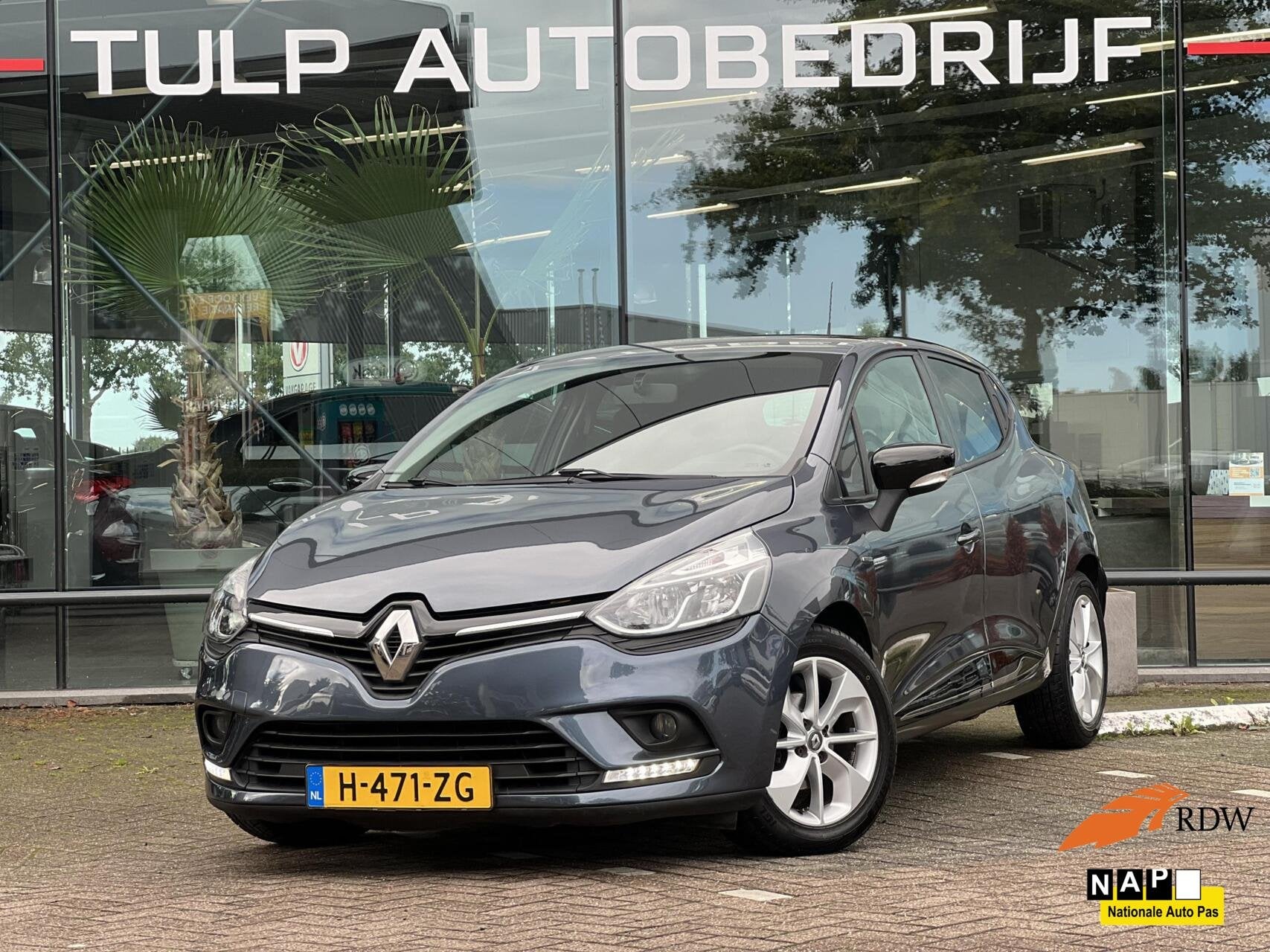 Renault Clio 0.9 TCe Limited Airco Cruise Nwe Ketting NAP, Voorwielaandrijving, 898 cc, Stof, Gebruikt