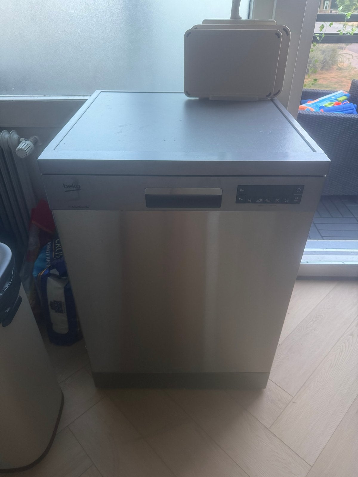 Beko vaatwasser - Vrijstaand en energiezuinig, Witgoed en Apparatuur, Vaatwasmachines, Ophalen, 60 cm of meer, Zo goed als nieuw