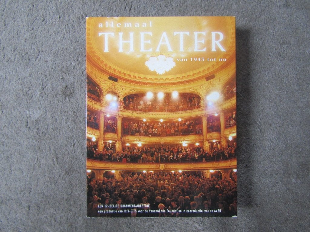 DVDbox: Allemaal theater van 1945 tot nu. 4 DVD's, Alle leeftijden, Ophalen of Verzenden, Gebruikt