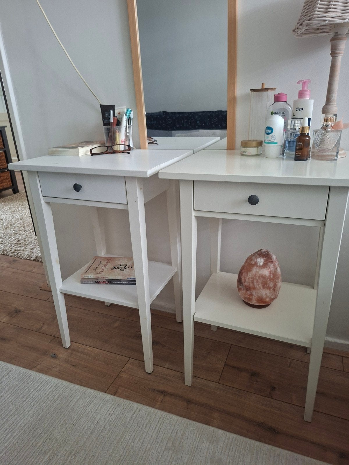 Set van 2 witte nachtkastjes met lade en plank, Huis en Inrichting, Tafels | Bijzettafels, Ophalen, Minder dan 55 cm, Gebruikt