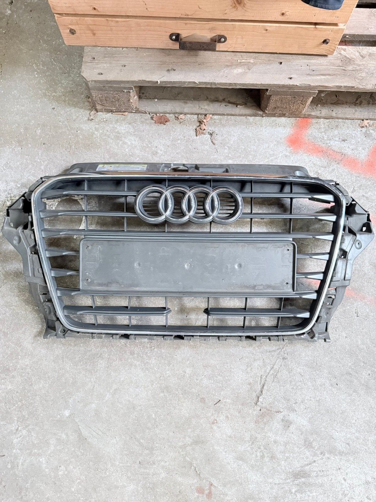 Audi A3 Grill Origineel Chrome, Ophalen of Verzenden, Voor, Audi, Bumper