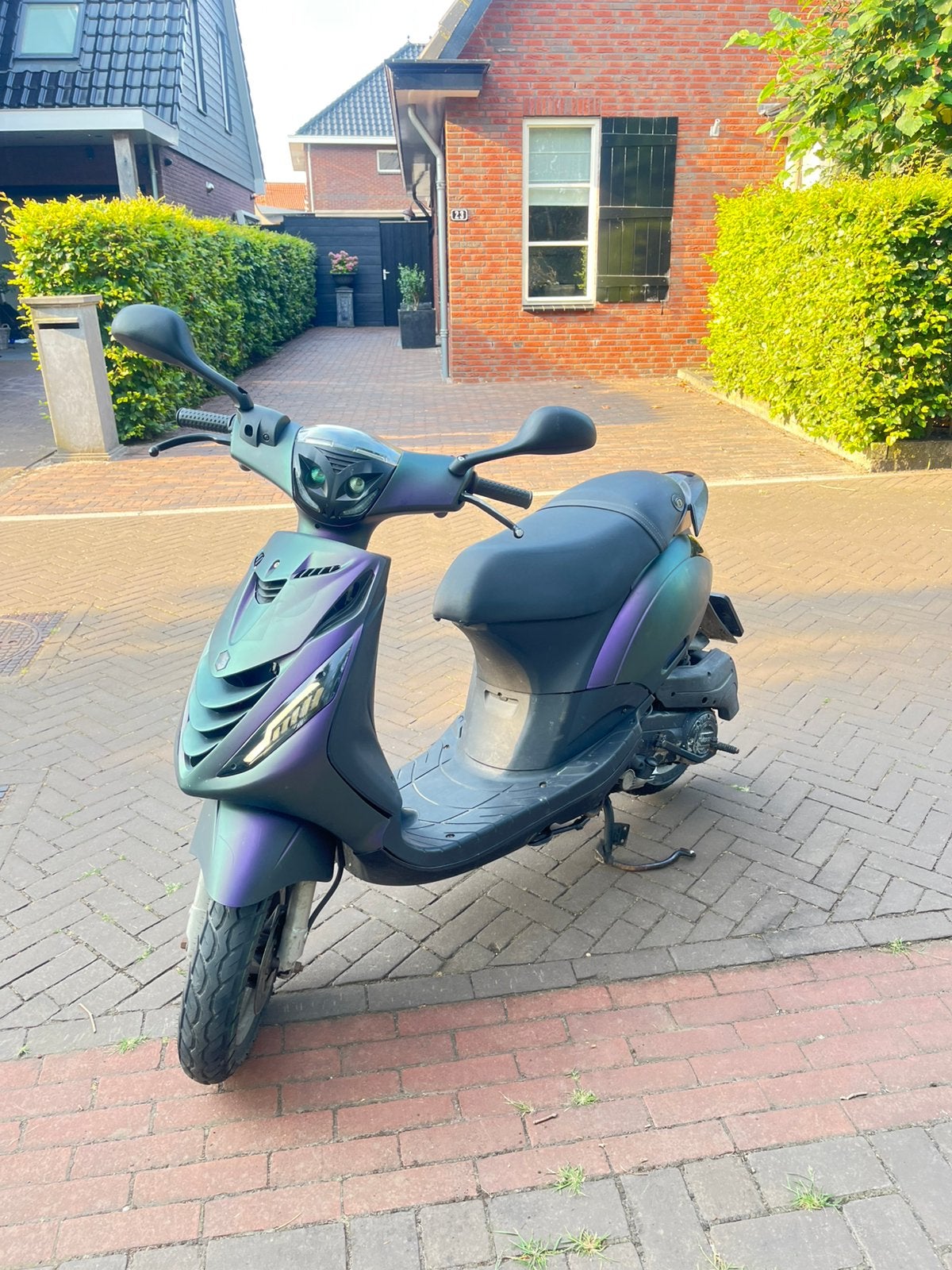 Piaggo zip, Fietsen en Brommers, Scooters | Piaggio, Ophalen, Zo goed als nieuw, Benzine, Zip