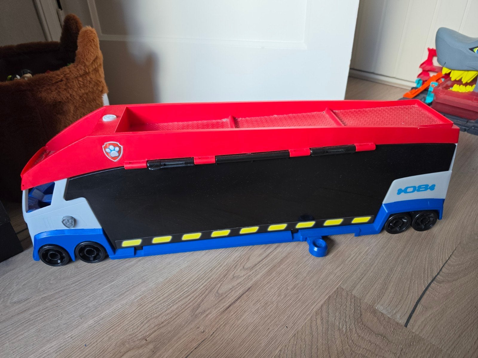 Paw Patrol Vrachtwagen - Uitklapbaar Speelset, Ophalen, Zo goed als nieuw