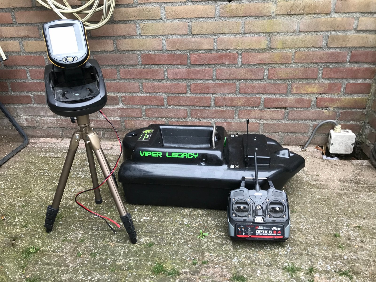 Voerboot met dieptemeter en visfinder - 2 jet motoren, Ophalen, Gebruikt, Overige typen