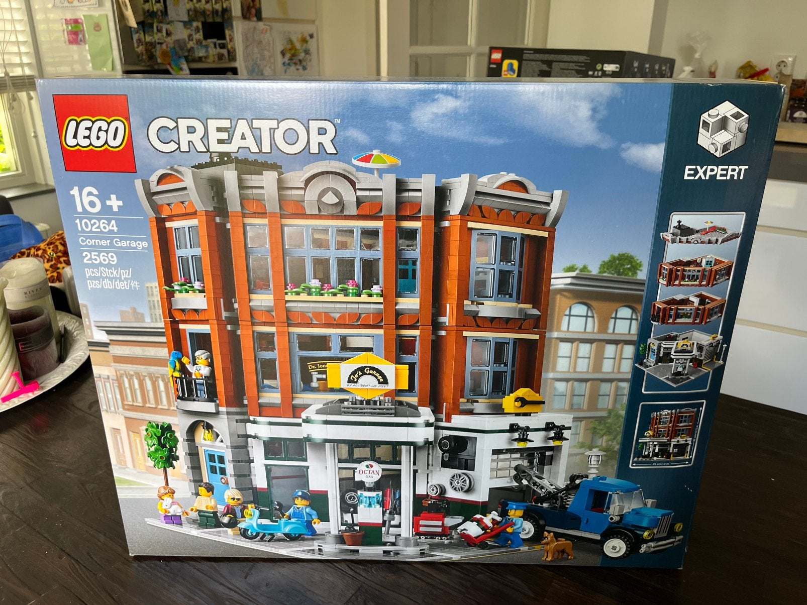 LEGO Creator Expert Corner Garage (10264) *NIEUW*, Kinderen en Baby's, Lego, Nieuw, Ophalen of Verzenden, Ongeopend/sealed