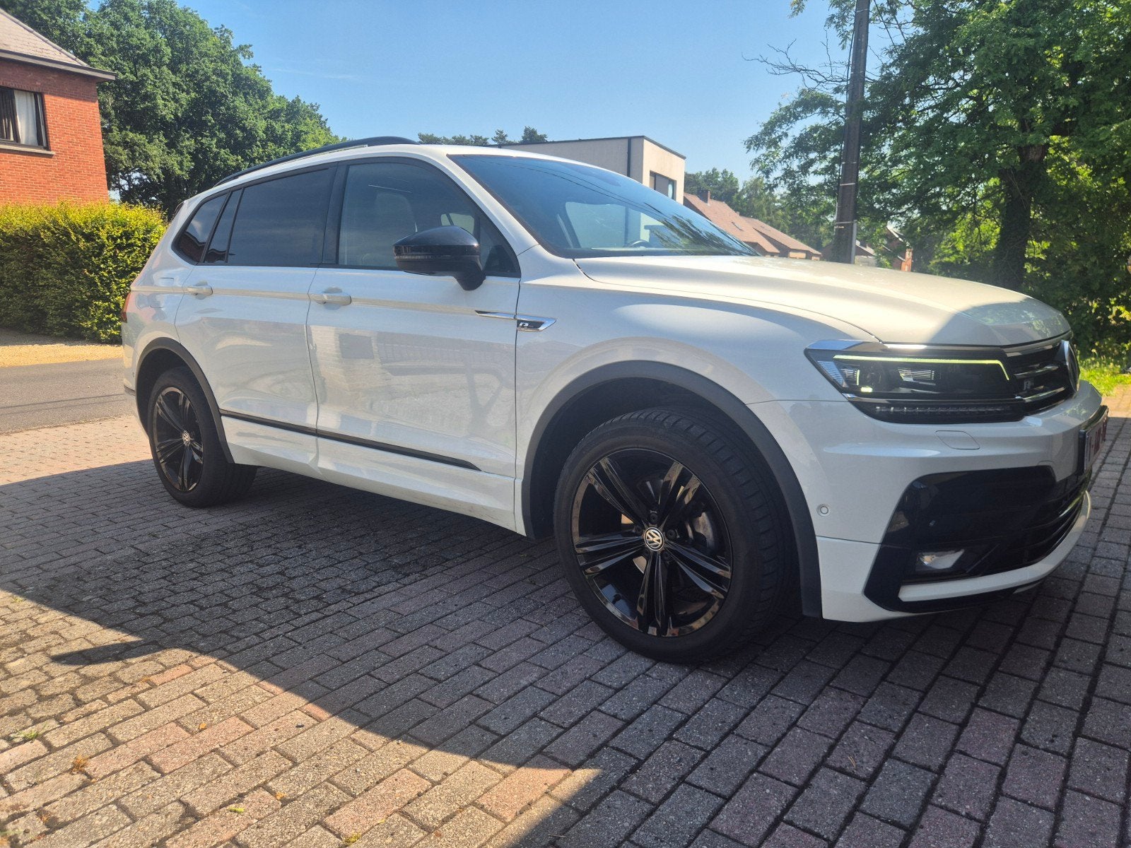 Vw tiguan Allspace R-Line Black Style, 4 cilinders, 150 pk, Wit, Leder