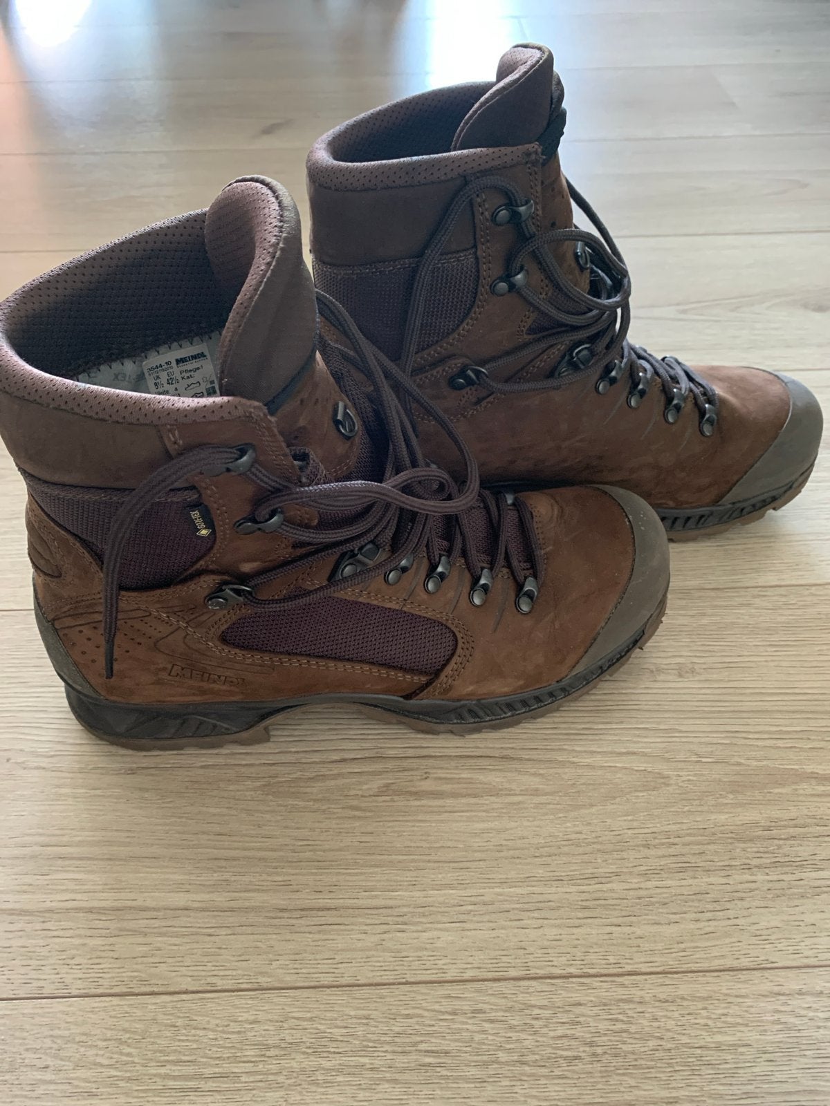 Meindl Wandelschoenen - Maat 42,5, Sport en Fitness, Bergsport en Wandelen, Ophalen of Verzenden, Zo goed als nieuw, Schoenen