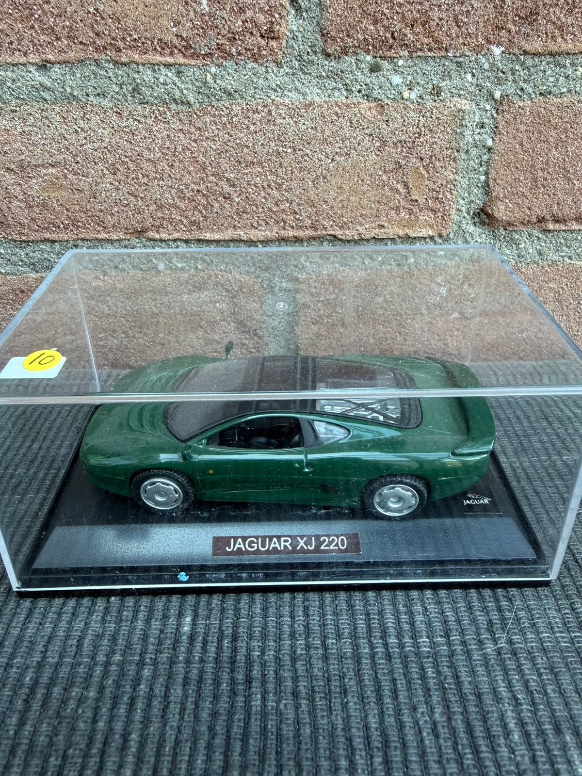 1:43 Jaguar XJ220 …….. 7,50, Ophalen of Verzenden, Zo goed als nieuw, Auto, Overige merken