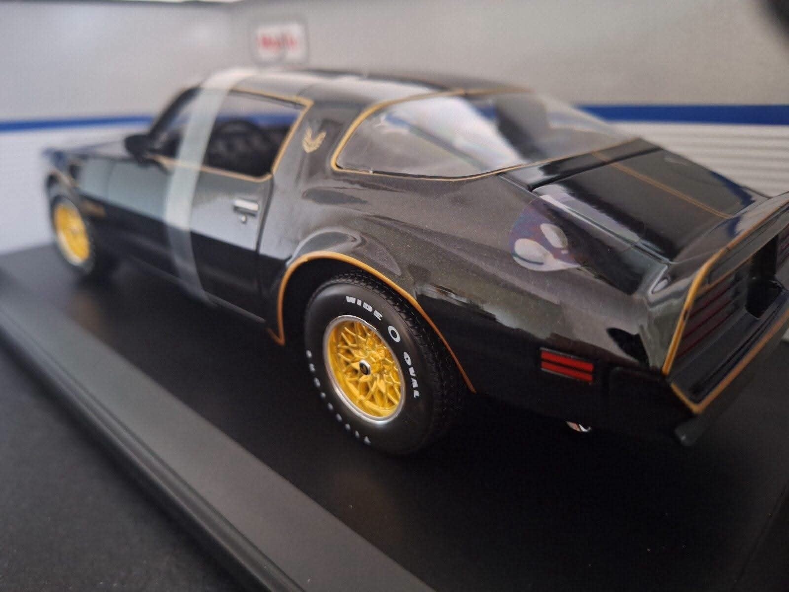 Pontiac Firebird Trans AM 1978 Schaal 1:18, Hobby en Vrije tijd, Modelauto's | 1:18, Ophalen, Maisto, Auto, Nieuw