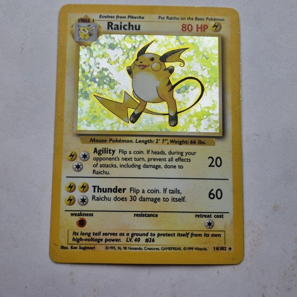 Raichu (BS 14) Base Set Pokemon || Nu Voor Maar €79.99, Ophalen of Verzenden, Zo goed als nieuw