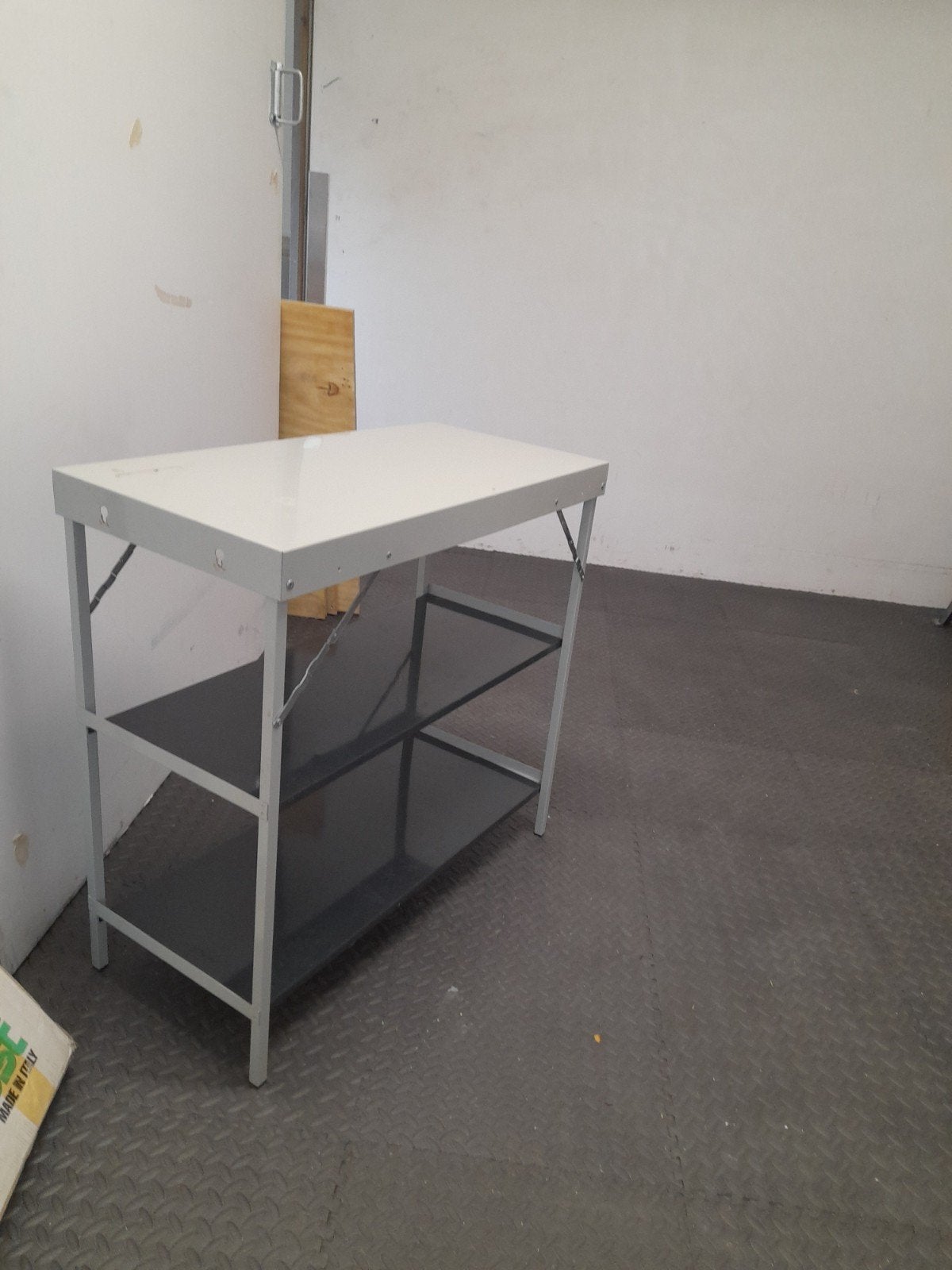metalen campingkastje, grijs en zwart, Ophalen, Zo goed als nieuw, Campingkast