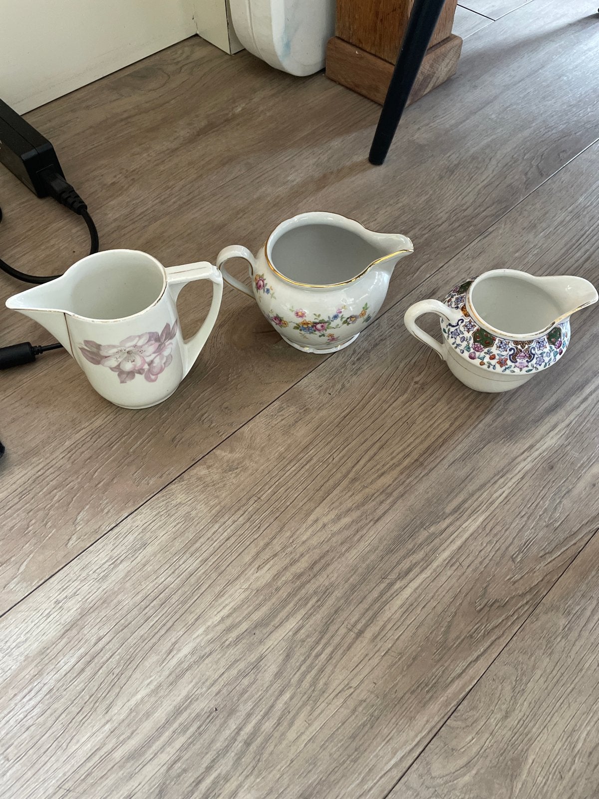 Set van 3 Vintage Melkkannetjes - Porselein met Bloemen, Ophalen of Verzenden