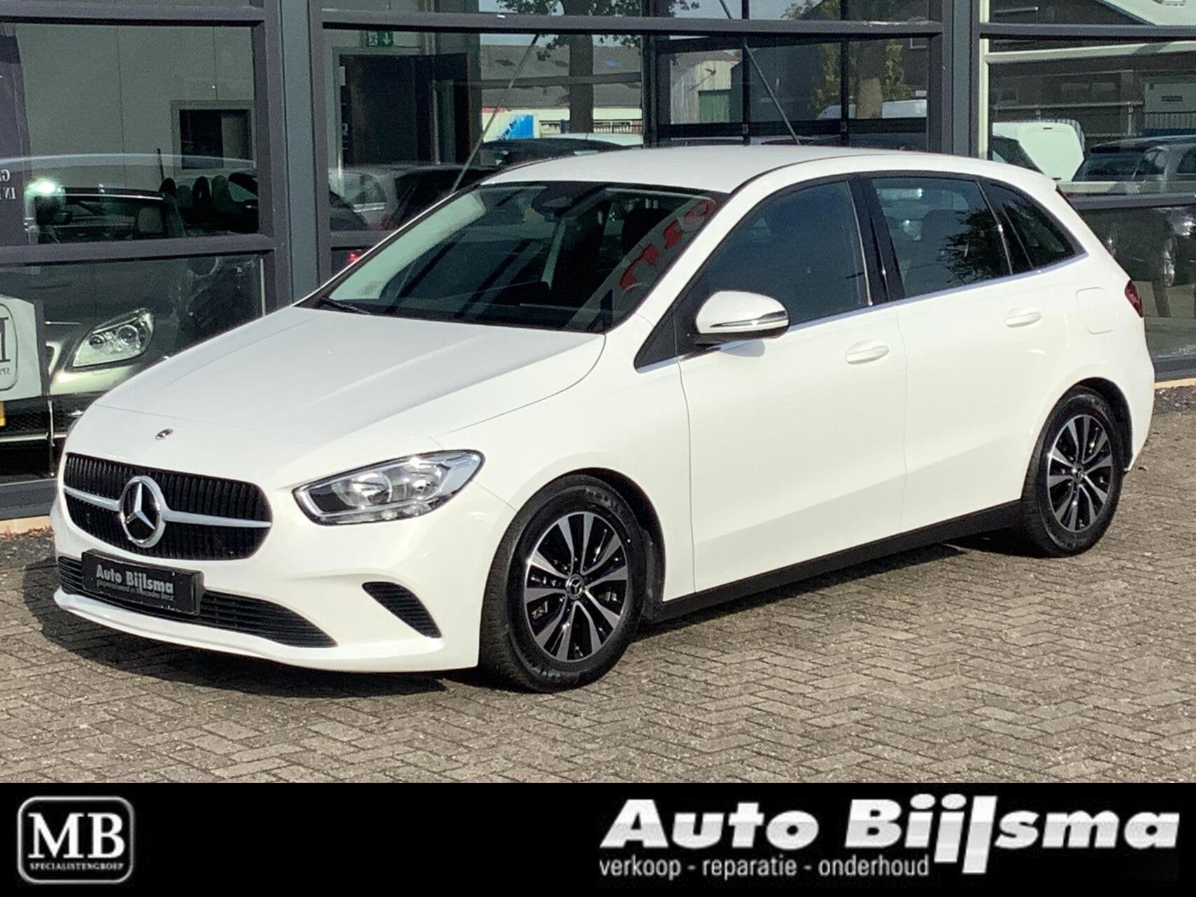 Mercedes B-klasse 180 Star Edition automaat, achteruitrijcam, Auto's, 745 kg, 136 pk, Gebruikt, 4 cilinders