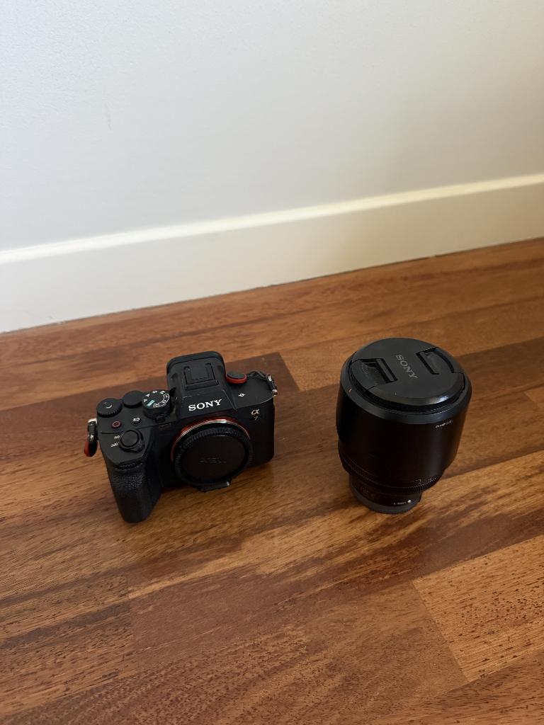 Sony A7IV+ Sony FE 50mm F/1.4 ZA ZEISS Planar T, Ophalen, Spiegelreflex, Zo goed als nieuw, Sony