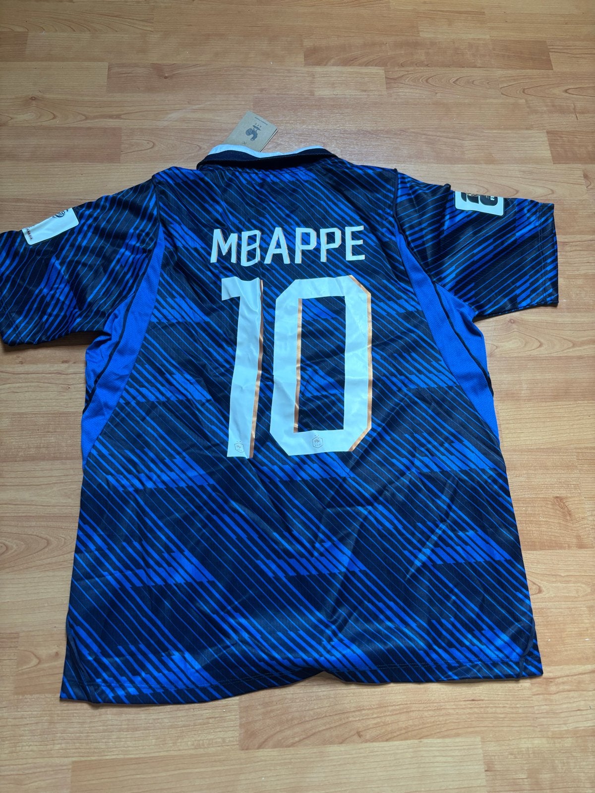 Mbappe Frankrijk Voetbalshirt - Maat M, Nieuw, Ophalen of Verzenden, Voetbal, Maat 48/50 (M)
