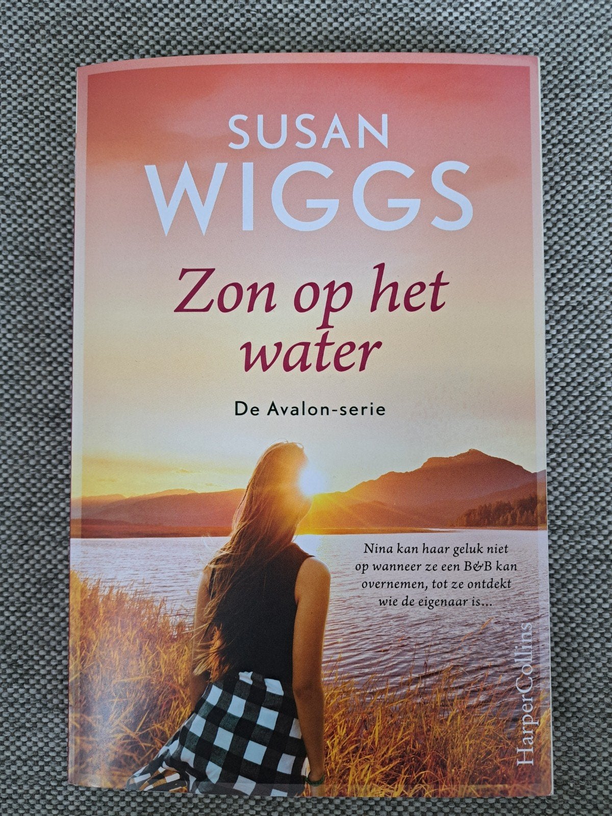 Susan Wiggs - Zon op het water (Special), Ophalen of Verzenden, Zo goed als nieuw, Susan Wiggs