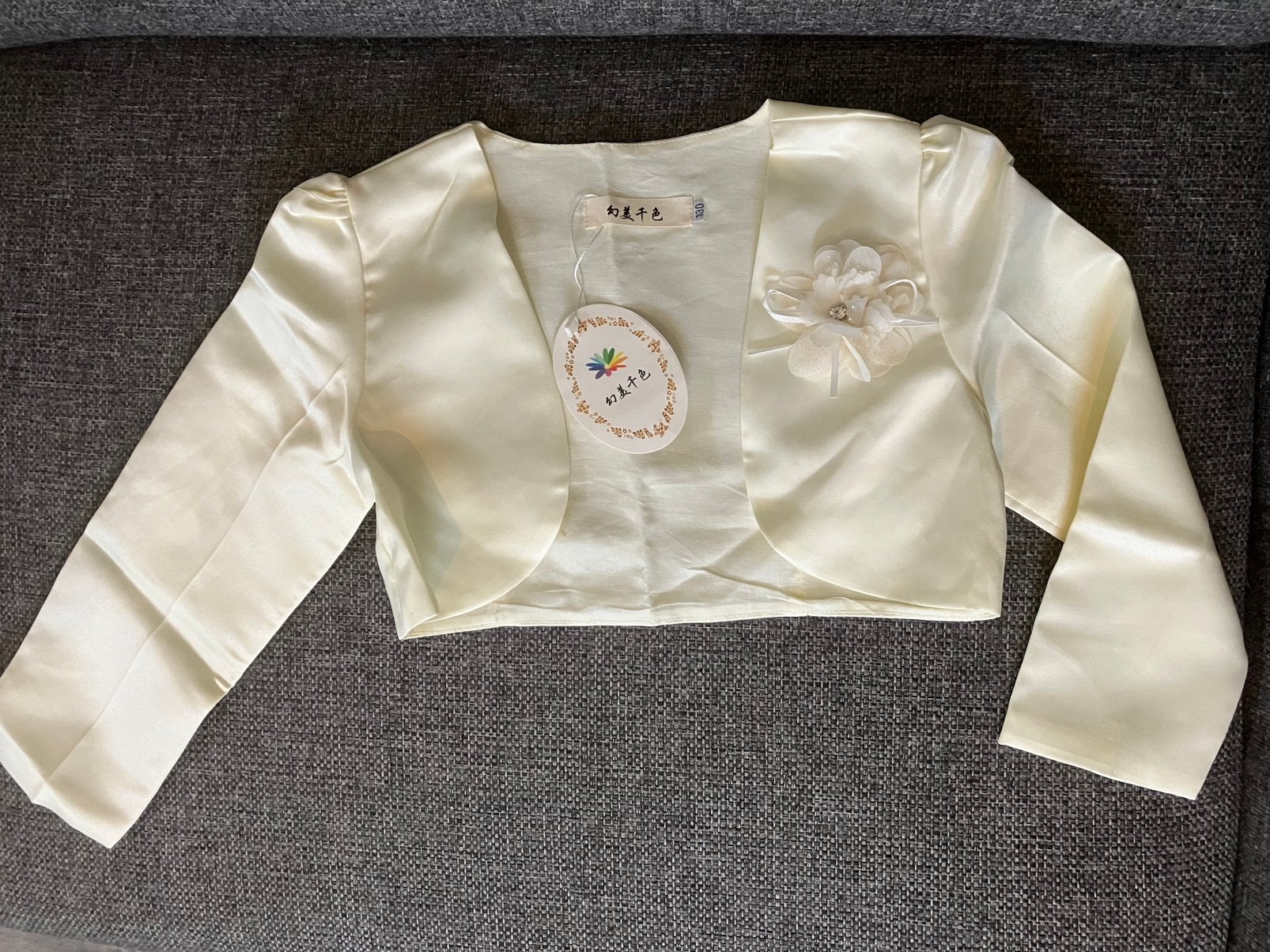 Bruidsmeisjes jasje ivoor creme (maat 116?), Ophalen of Verzenden, Nieuw, Beige, Bruidsmeisjeskleding
